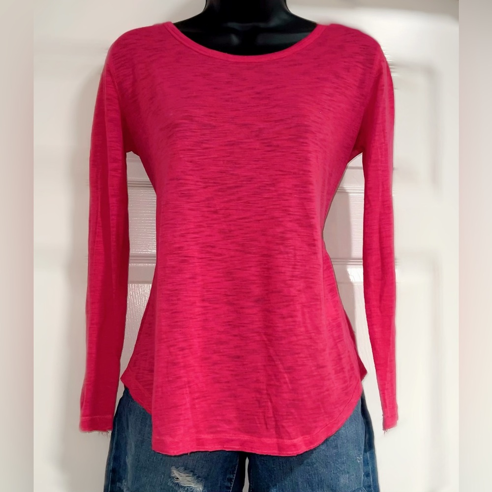 Women’s Aerie pink long sleeve thin top. Size XS